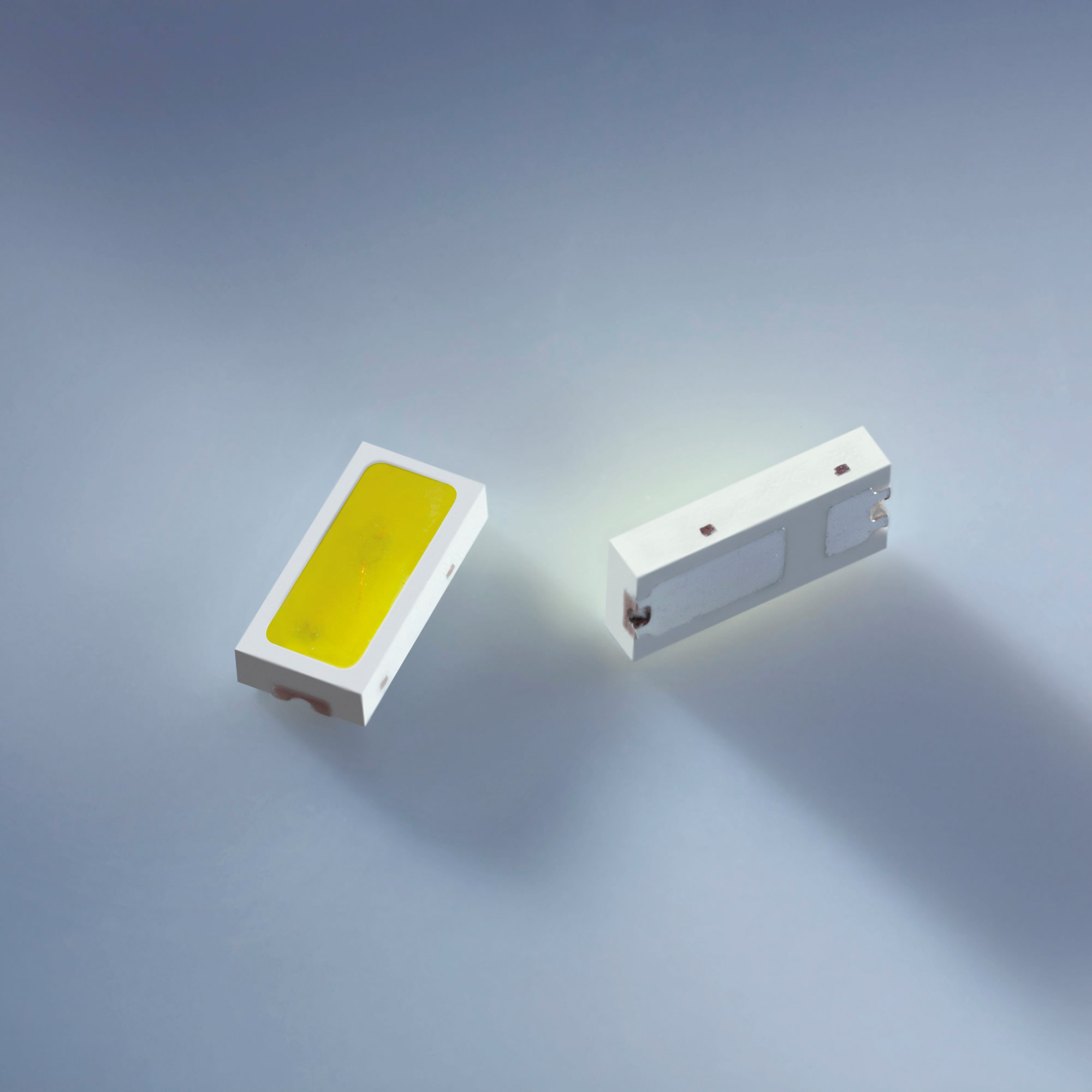 Nichia SMD LED albastru 4.2lm NESB157AT