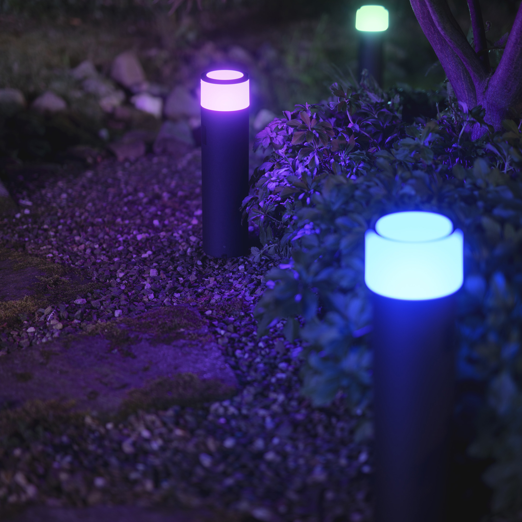 Lampa LED Stalpisor Philips Hue Alb si Culori Calla finisaj negru Extensie