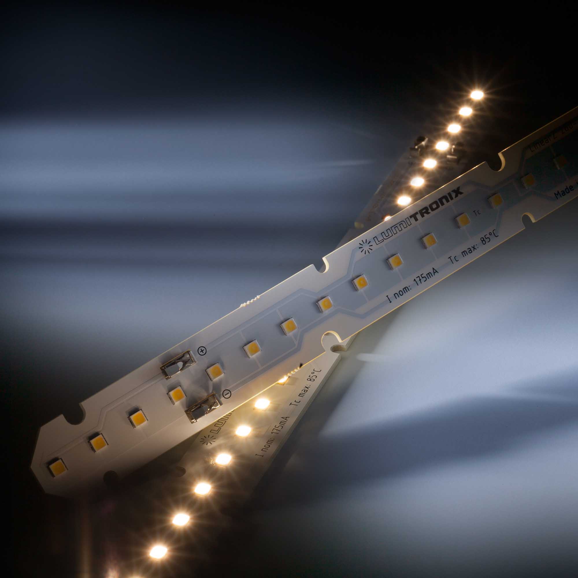 LinearZ 26 Nichia LED Strip Zhaga Zhaga alb cald 3000K 1060lm 175mA 37.5V 26 LED-uri 28cm modul (3786lm/m 24W/m)