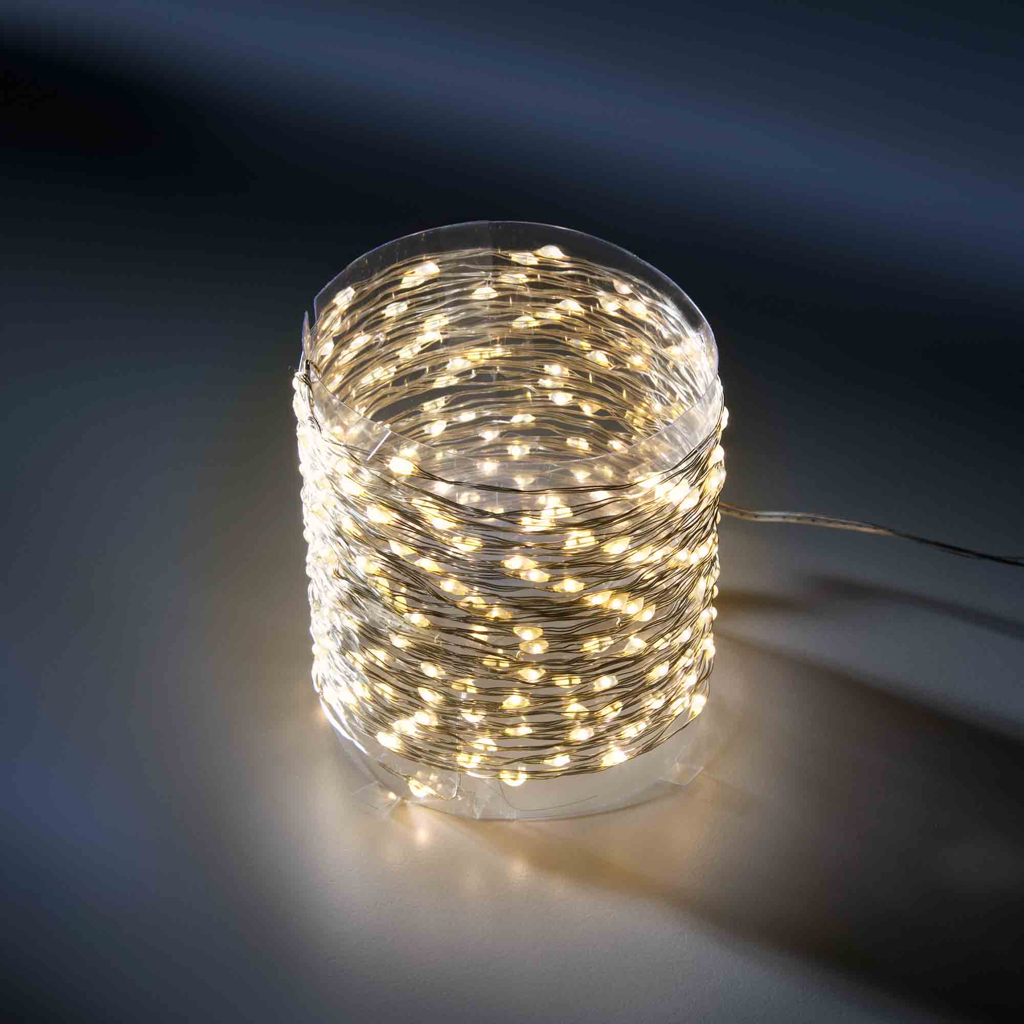 Instalatie luminoasa LED alb cald, design argintiu,  Lungime 9m (180 LED-uri)