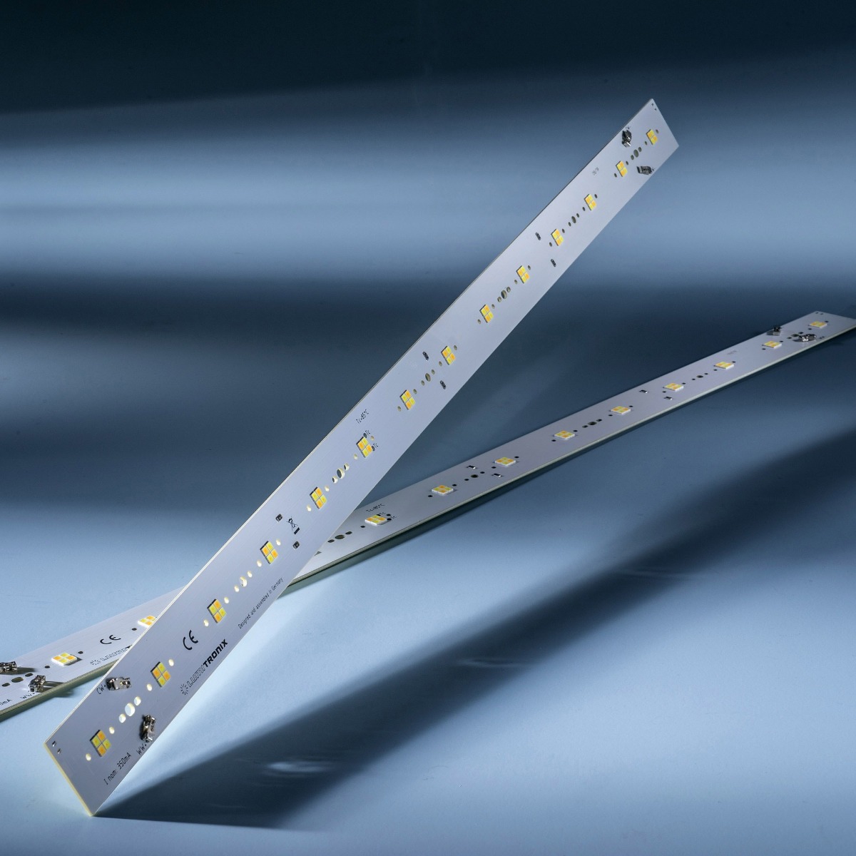 Daisy 56 Nichia LED Strip Tunable White 2700-4000K 1190 +1250lm 350mA 20V 56 LED-uri 56cm modul (până la 4375lm/m și 25W/m)