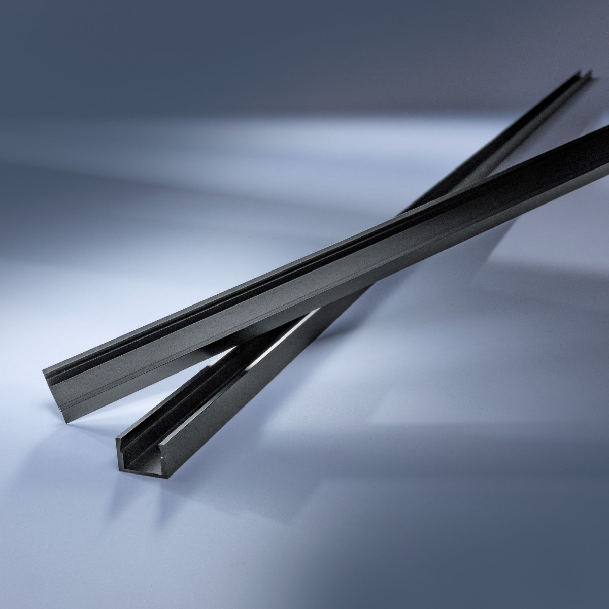 Profil de aluminiu Aluflex pentru Benzi LED Flexible Lumiflex adanc Tip 2 1020mm  negru anodizat