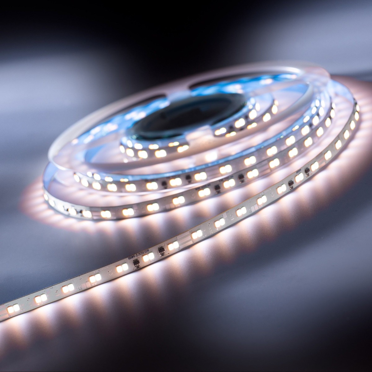 LumiFlexTW-3080 Seoul LED Strip alb reglabil CRI80 2200-6500K 13350lm 24V 140 LED-uri/m Bobină de 5 m (1240+1430lm/m 9.6W/m)