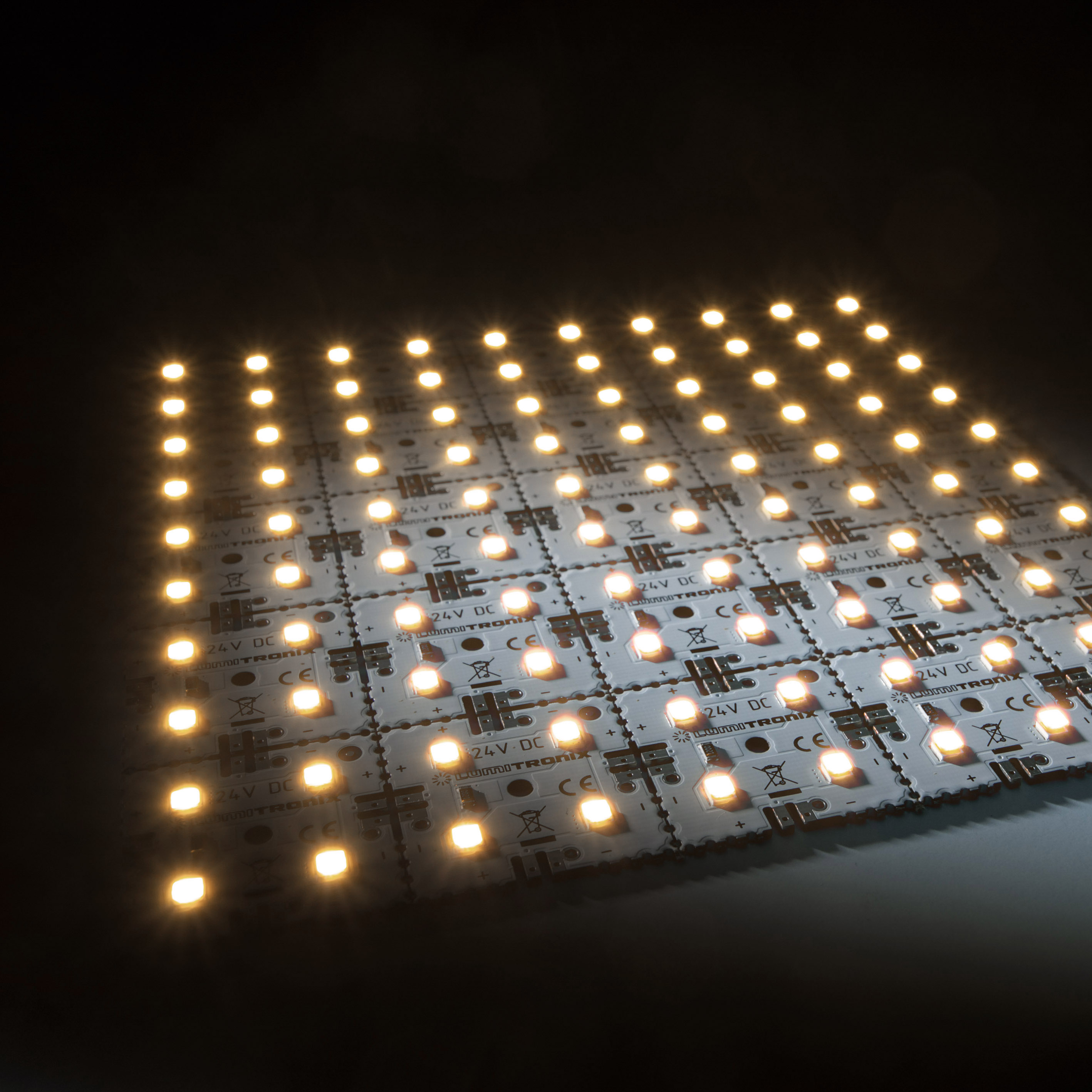 MatrixMini-25-4080 Nichia LED Module (5x5) alb cald 2700K 1700lm 100 LED-uri 24V 12W 15x15cm (75000 lm/mp)