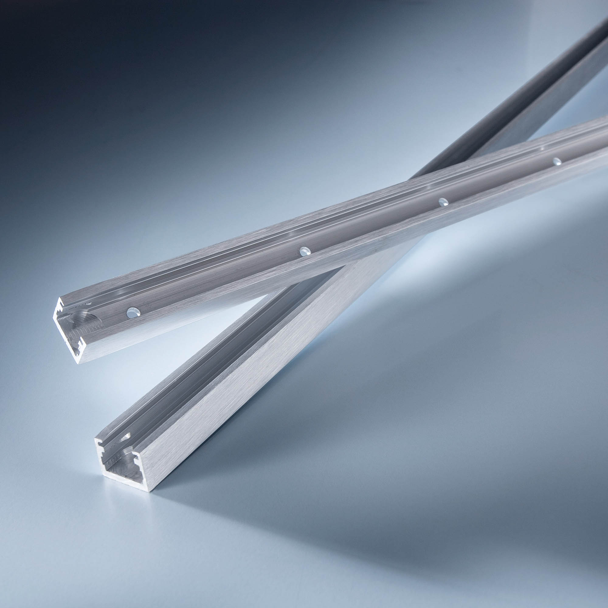 Profil de aluminiu Alubar pentru Benzi LED Multibar 50cm Mat cu gauri pentru prindere cu suruburi 