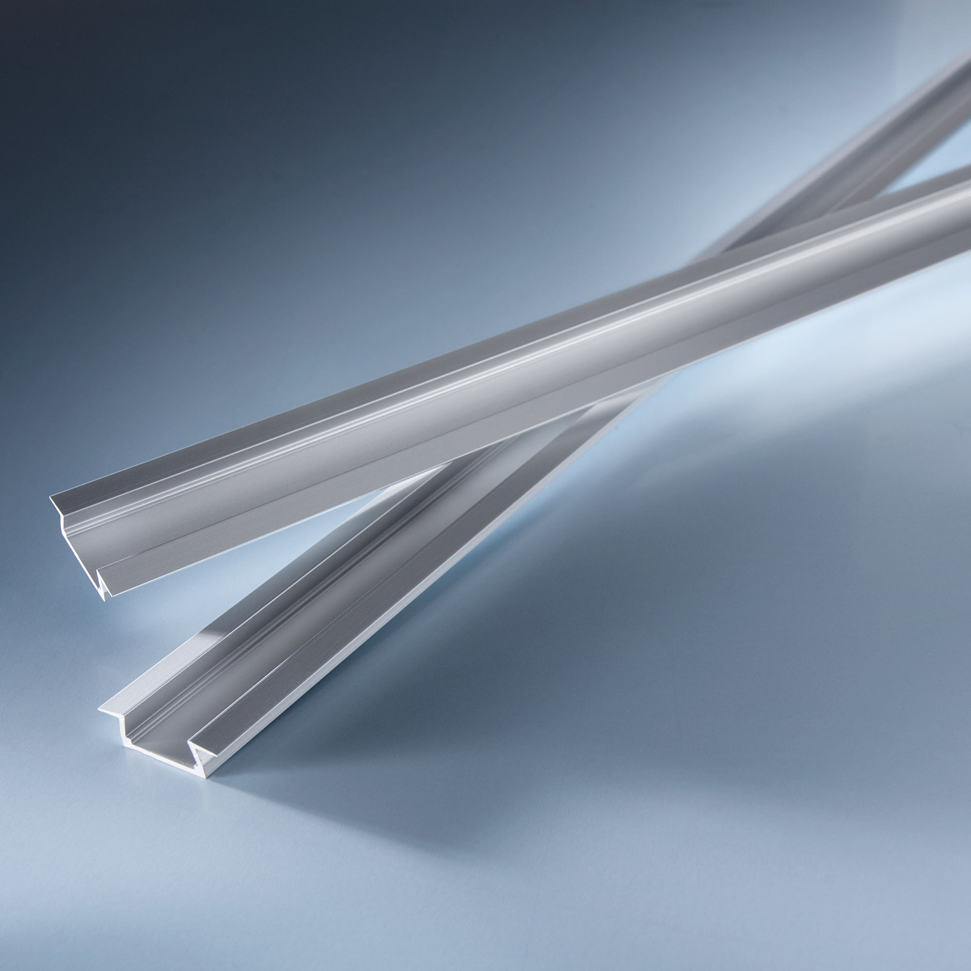 Profil de aluminiu Aluflex pentru Benzi LED Flexible Lumiflex 102cm putin adanc cu aripioare