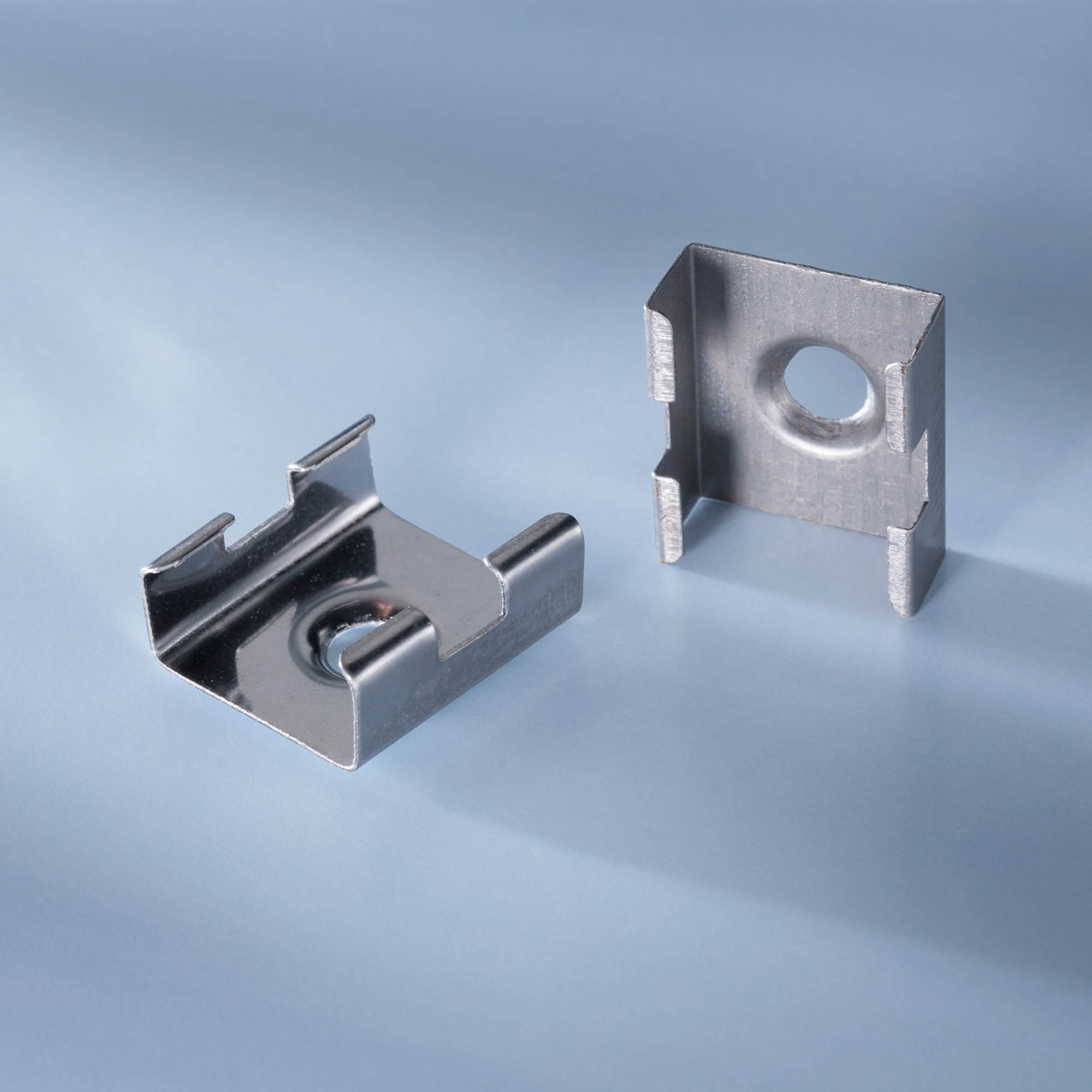Clema de prindere/instalare pentru profilele Aluflex de 102cm