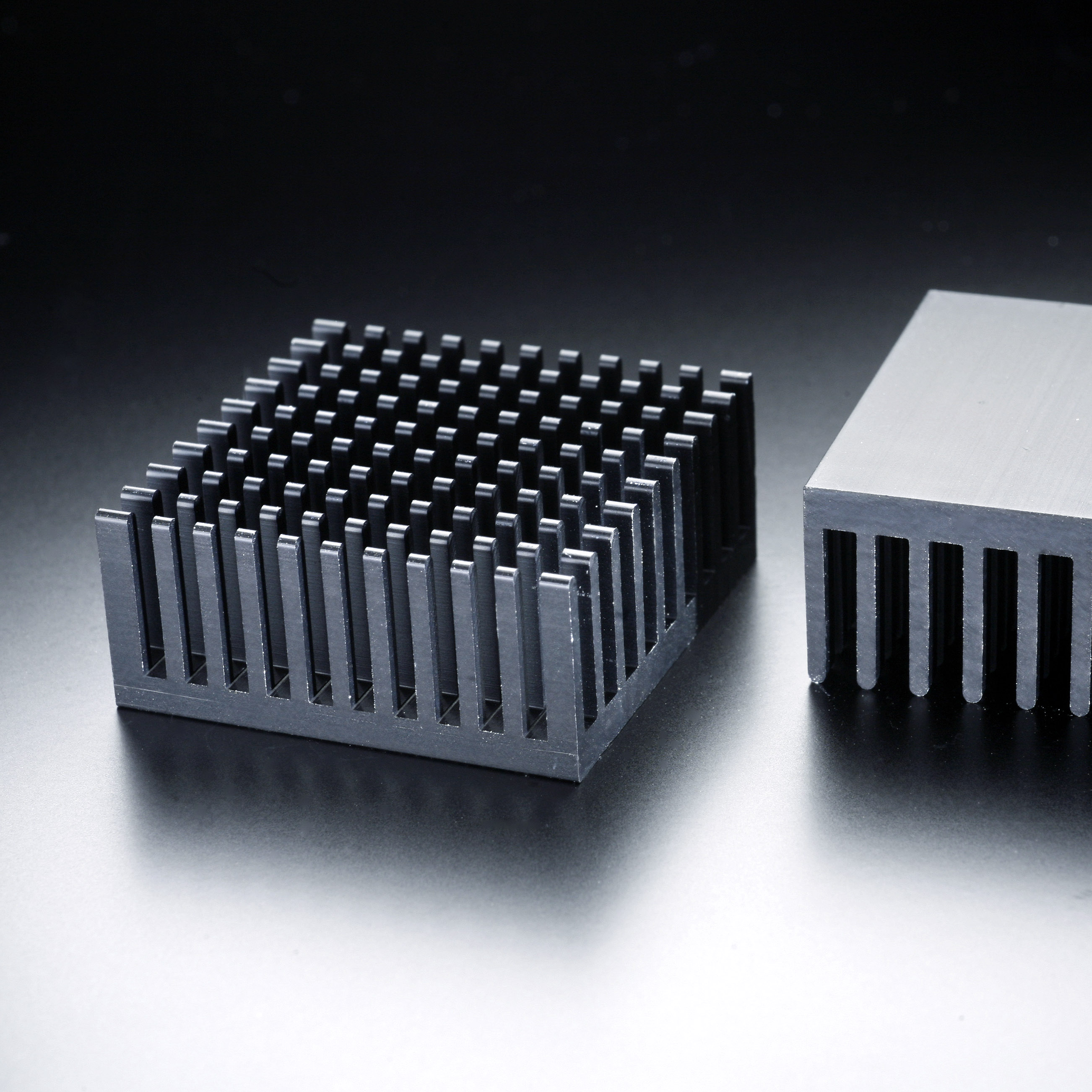 Radiator patrat 38x38mm pentru LED <300lm