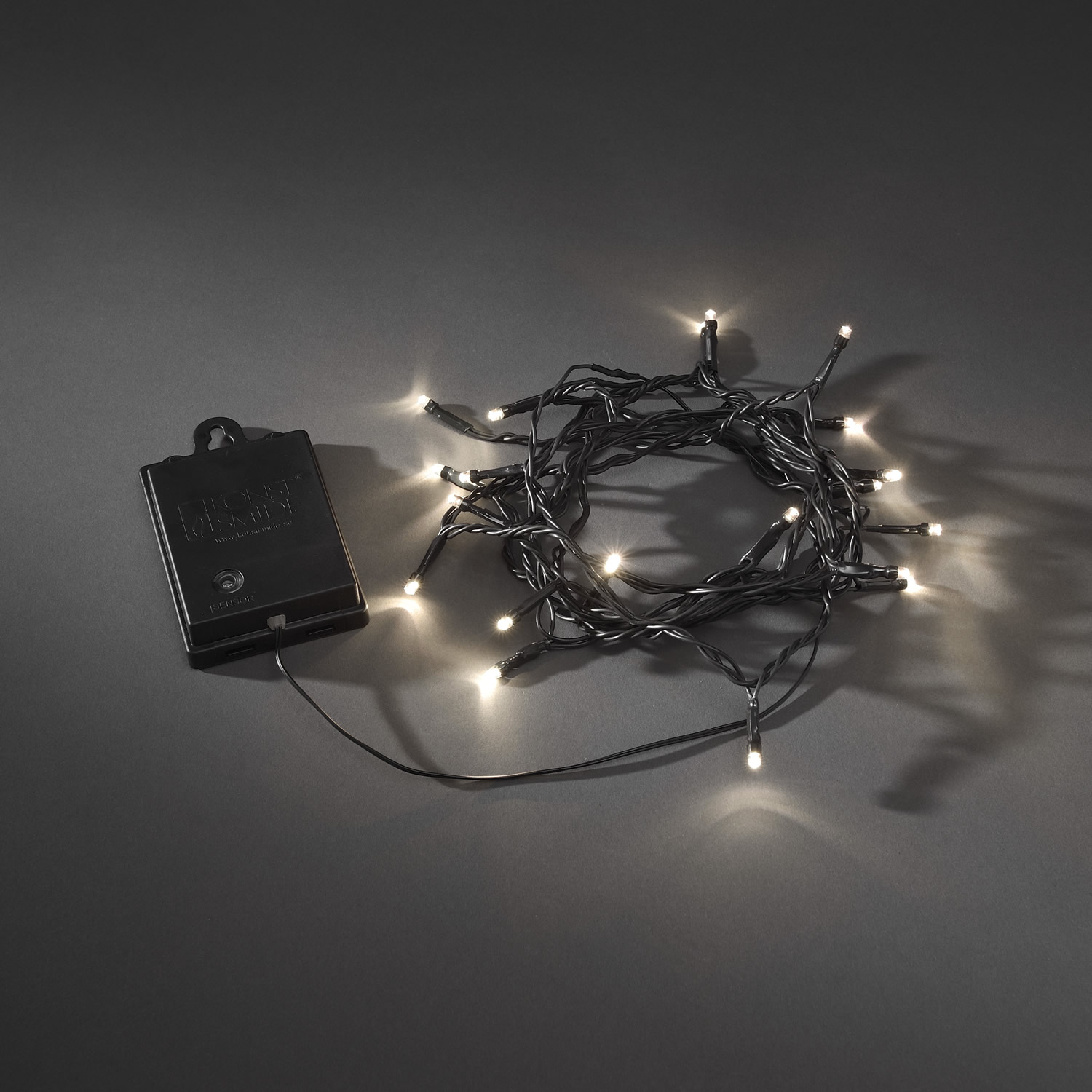 Sirag luminos cu 20 LED-uri alb cald, senzor de lumina, alimentare cu baterii, 2.4 m lungime