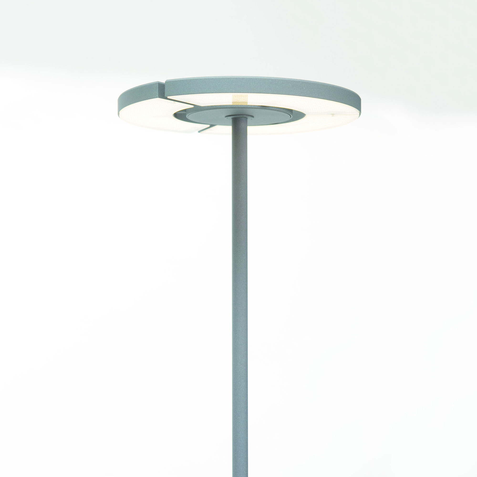 Lampa de Podea LED OLIGO TRINITY crom mat 2700K 1950lm
