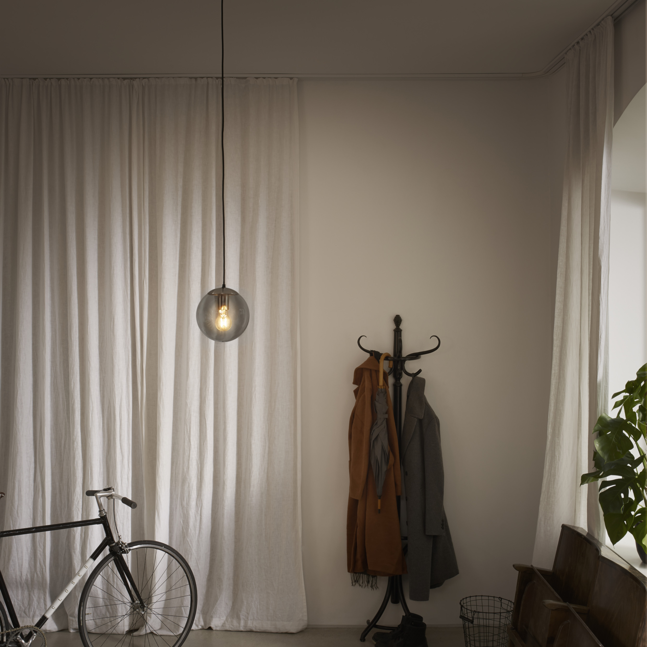 Lampa Pendul pt LED E27 LEDVANCE 1906 BUBBLE G 20 SMOKE