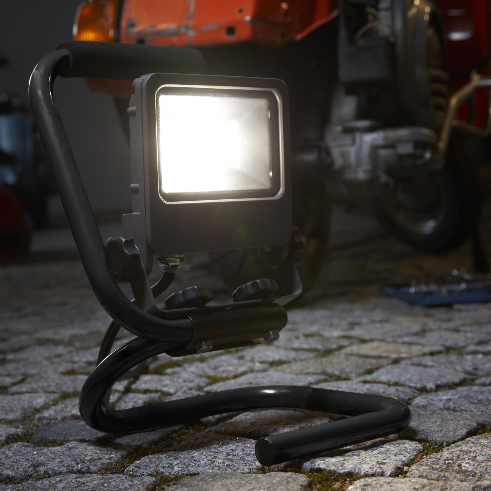 LEDVANCE LED WORKLIGHT 50W 840 S-Stand schwarz 4500lm 4000K