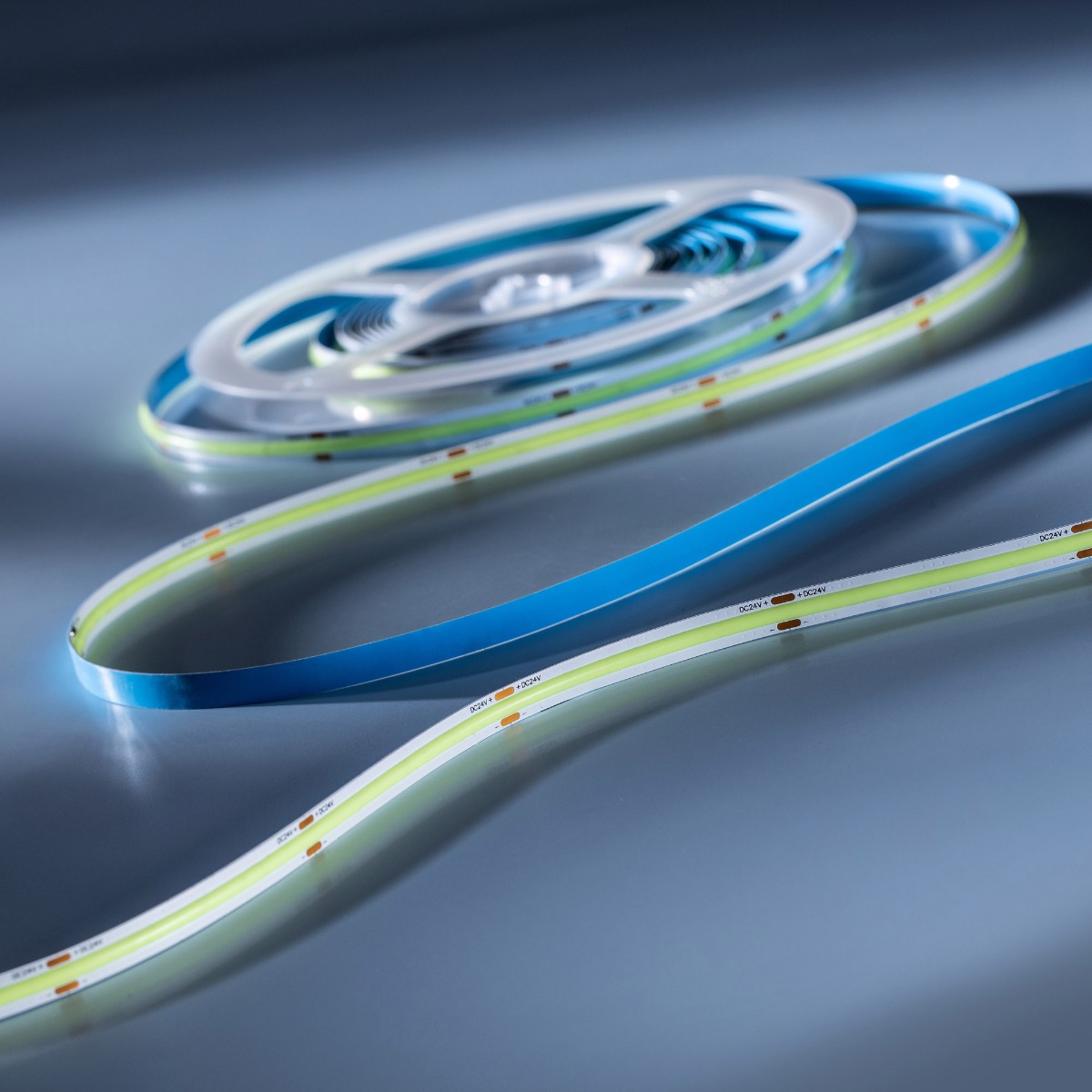 LumiFlex COB COB LED Strip cu lumină continuă Verde 4950lm 24V 5m roll (998lm/m și 8.4W/m)