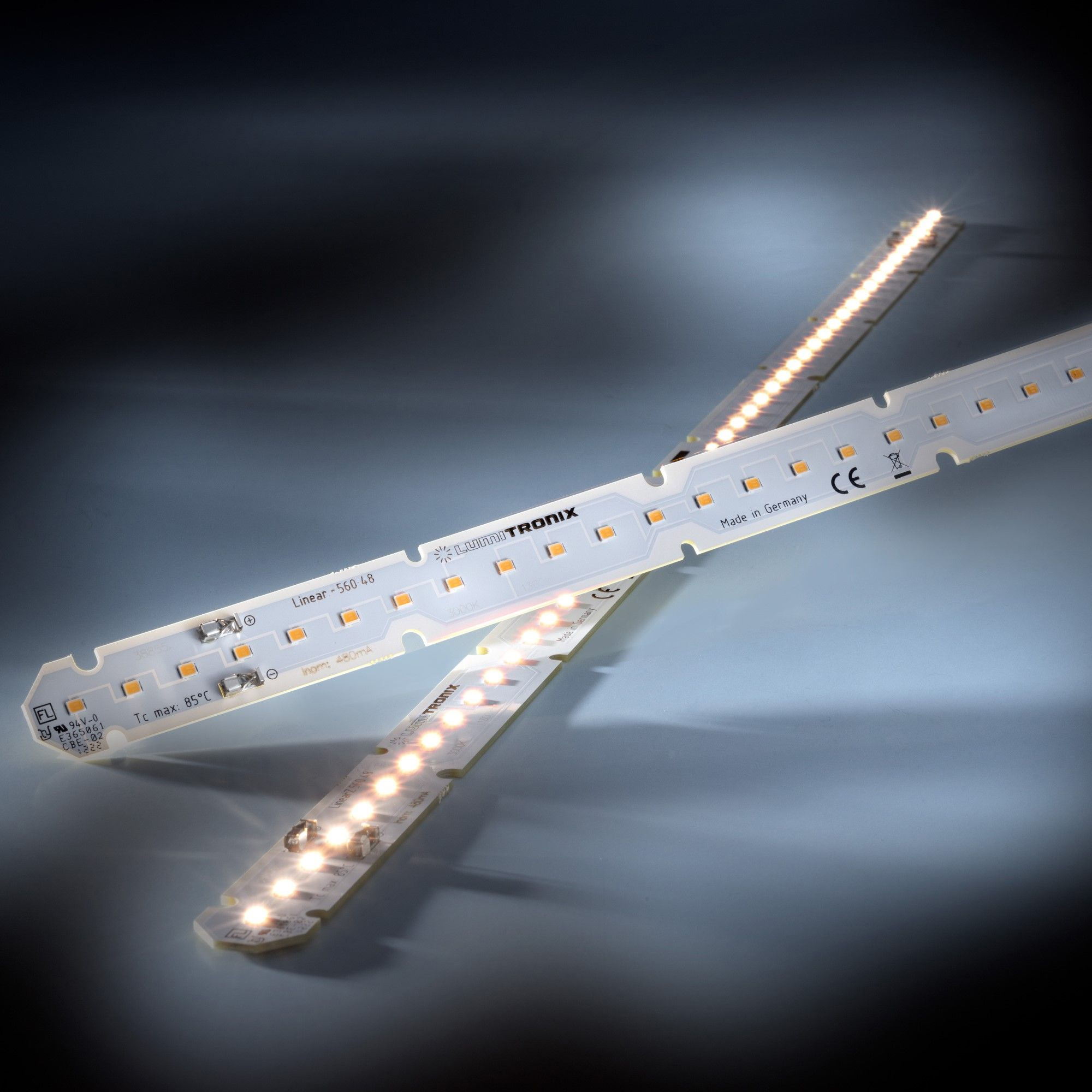 LumiBar-56-3090 Samsung LED Strip alb cald CRI90 3000K 1300Klm 500mA 15V 48 LED-uri 56cm modul (2320lm/m 14W/m)