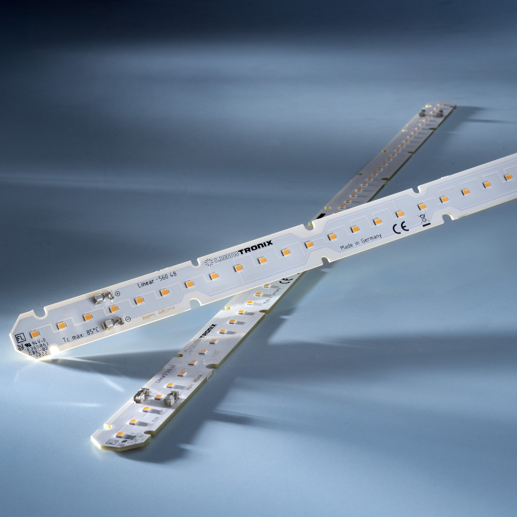 LumiBar-56-3090 Samsung LED Strip alb cald CRI90 3000K 1300Klm 500mA 15V 48 LED-uri 56cm modul (2320lm/m 14W/m)