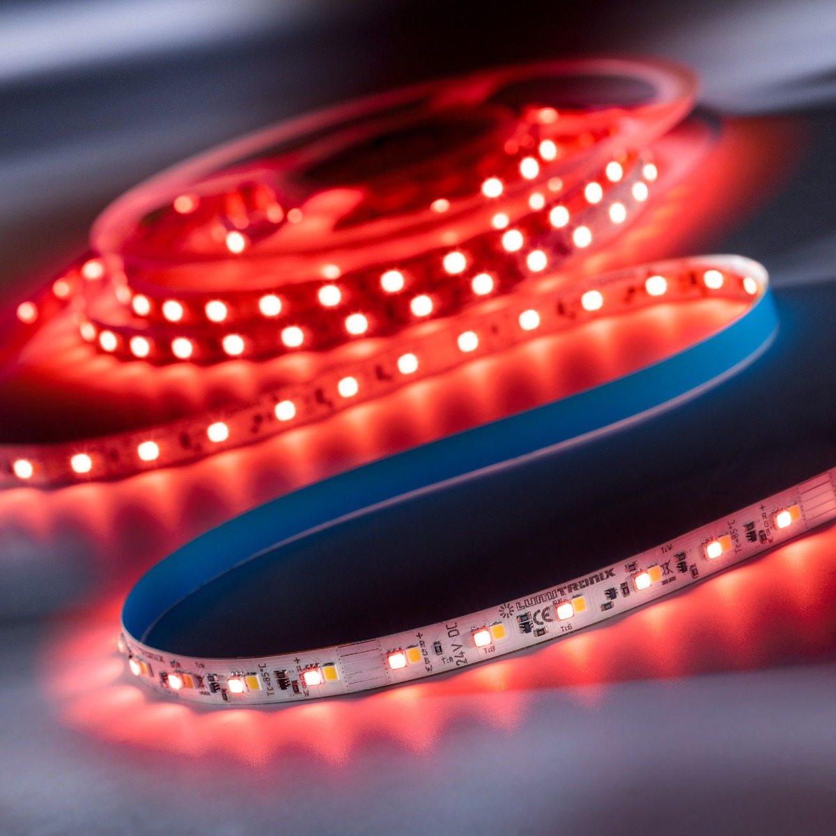 LumiFlex-RGBW-2080 Osram LED Strip RGB-White CRI80 4000K 5580lm 24V 140 LED-uri/m Bobină de 5 m (max 1100lm/m 15.2W/m)