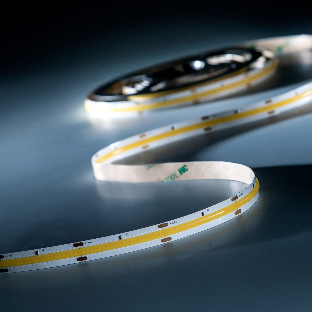 LumiFlex1080 COB COB LED Strip cu lumină continuă alb rece CRI90 6000K 4300lm 24V 5m bobină (860lm/m și 9W/m)