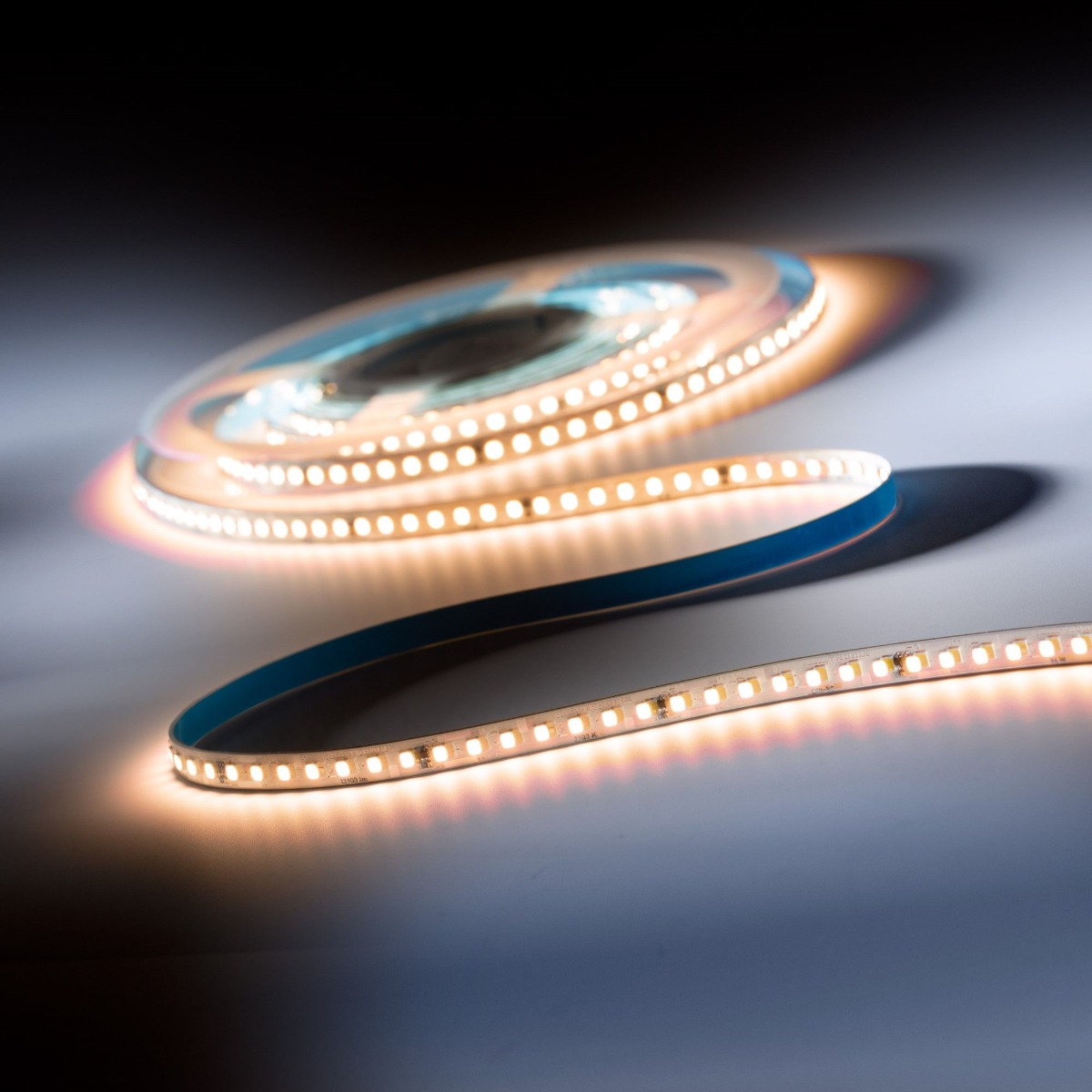 LumProtect IP67 LumiFlex3080 Seoul Bandă LED alb cald CRI80 2700K 13900lm 24V 140 LED-uri/m rolă 5m (2780lm/m 19.2W/m)