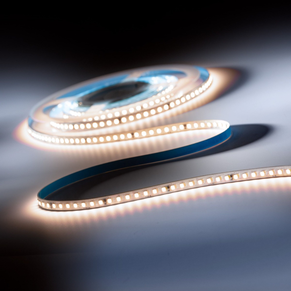 LumProtect IP67 LumiFlex3080 Seoul Bandă LED alb cald CRI80 3000K 13900lm 24V 140 LED-uri/m rolă 5m (2780lm/m 19.2W/m)