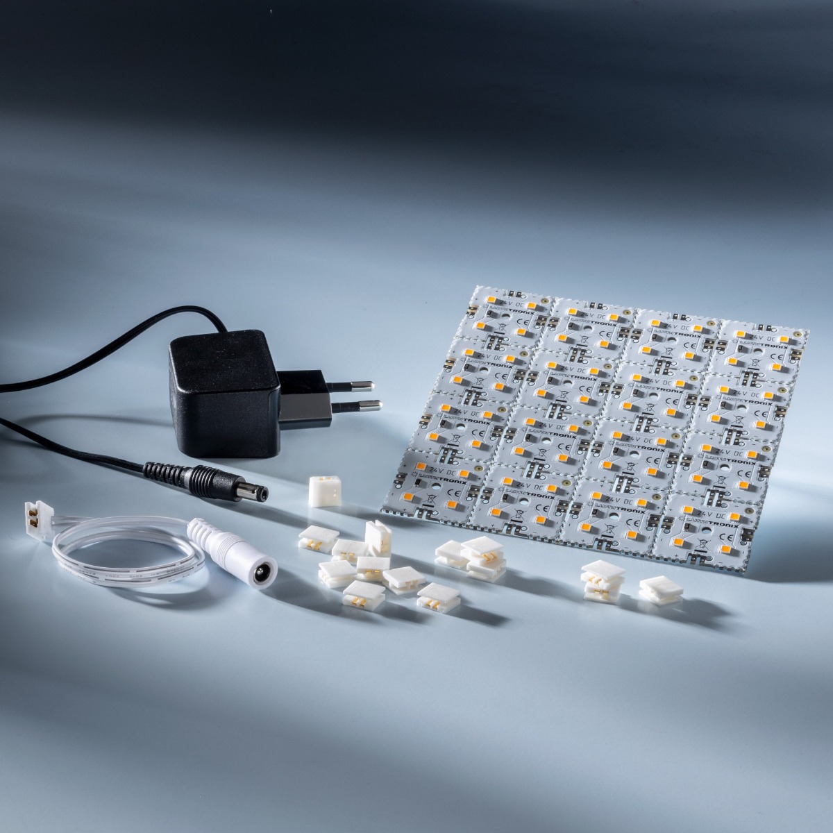 Plug&Play Starter-Set 16x Nichia LED Backlight Module MatrixMini 4 LED-uri 24V White 2700K 1088lm și 7.6W 12x12cm cu driver și cabluri