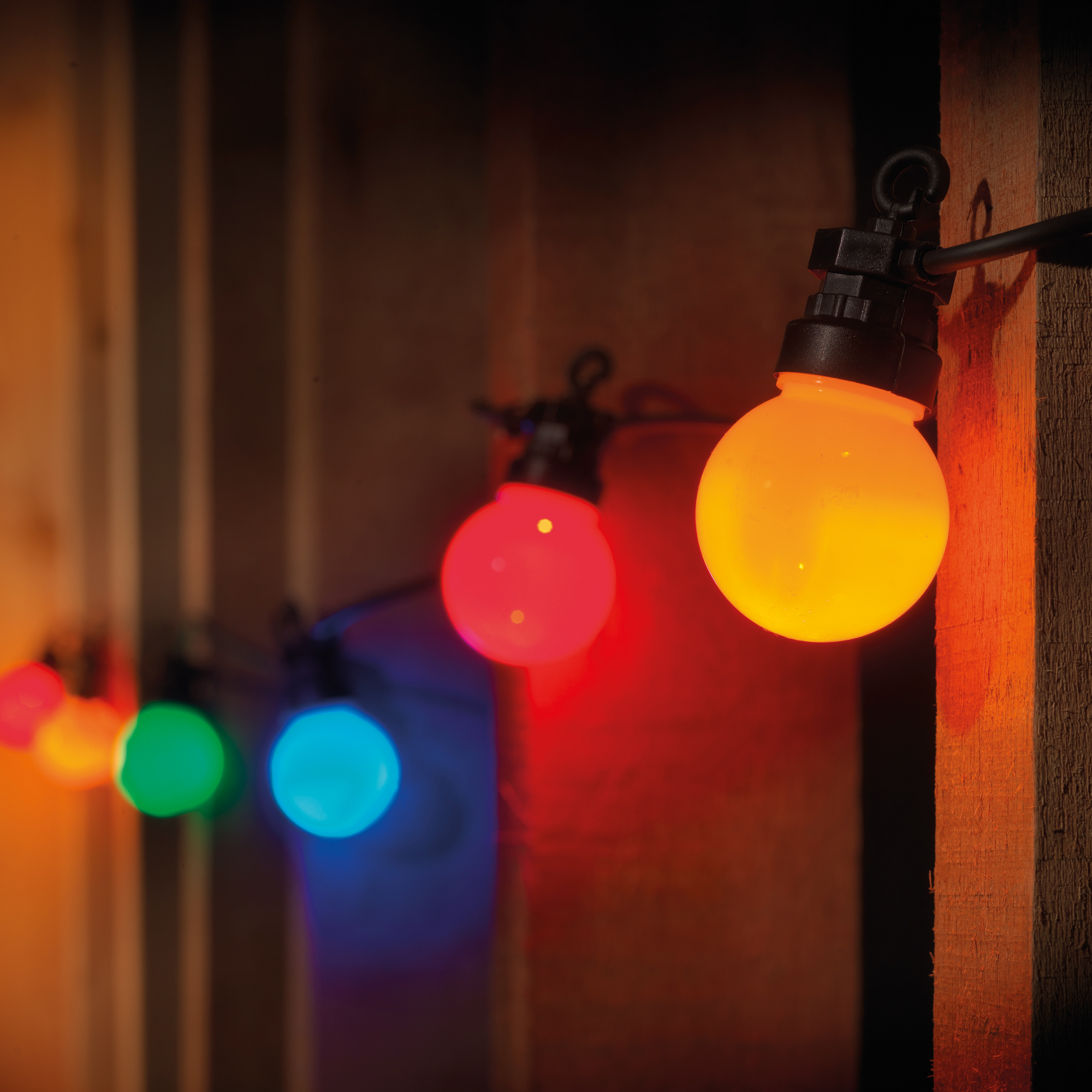 Instalatie luminoasa Lumineo LED Party Light Chain multicolor Starter Set 20 Globuri 10m