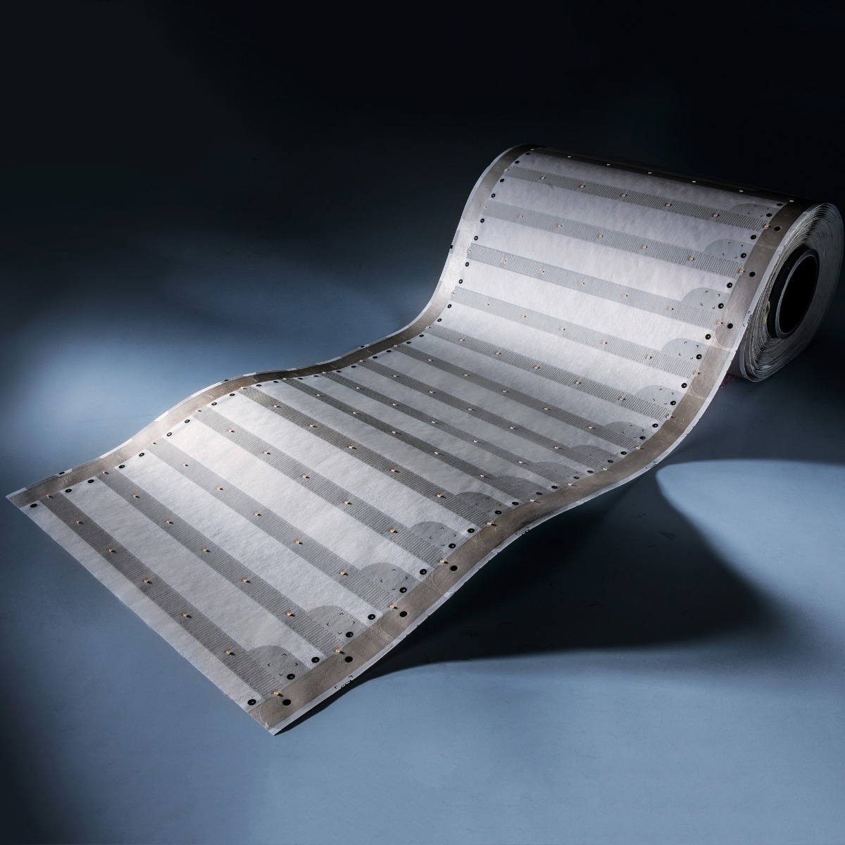 Banda Flexibila Profesionala PaperFlex-497-1080 Osram 3479 LED-uri 24.85m lungime latime 35 cm alb cald 2700K 24V pret rola (2900 lm/m2)