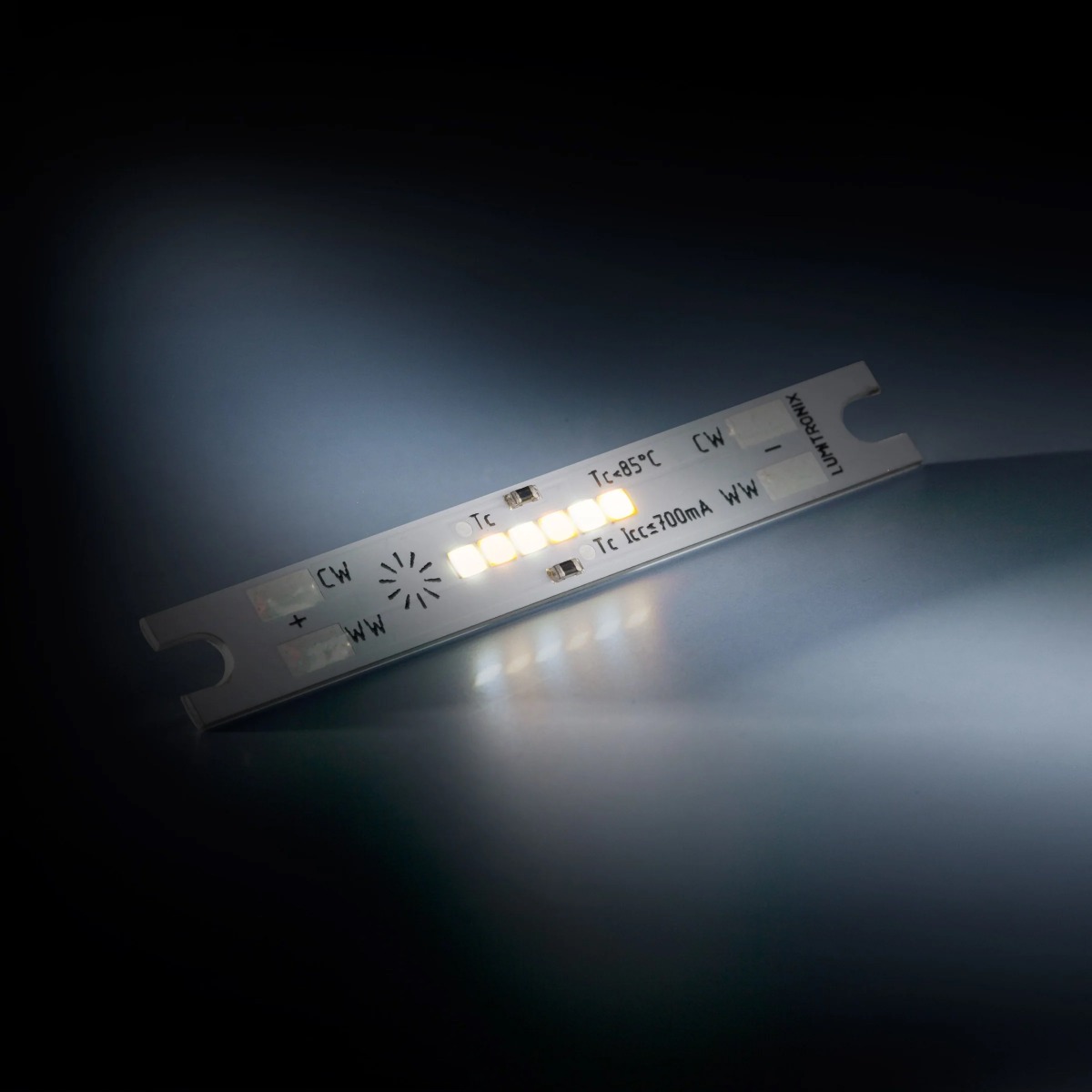SmartArray-L6-TW Modul LED Nichia CSP configurabil cu 2 canale, TW Dynasolis Two Color 6 LED-uri 50x7mmFabricat in Germania (până la 675lm)