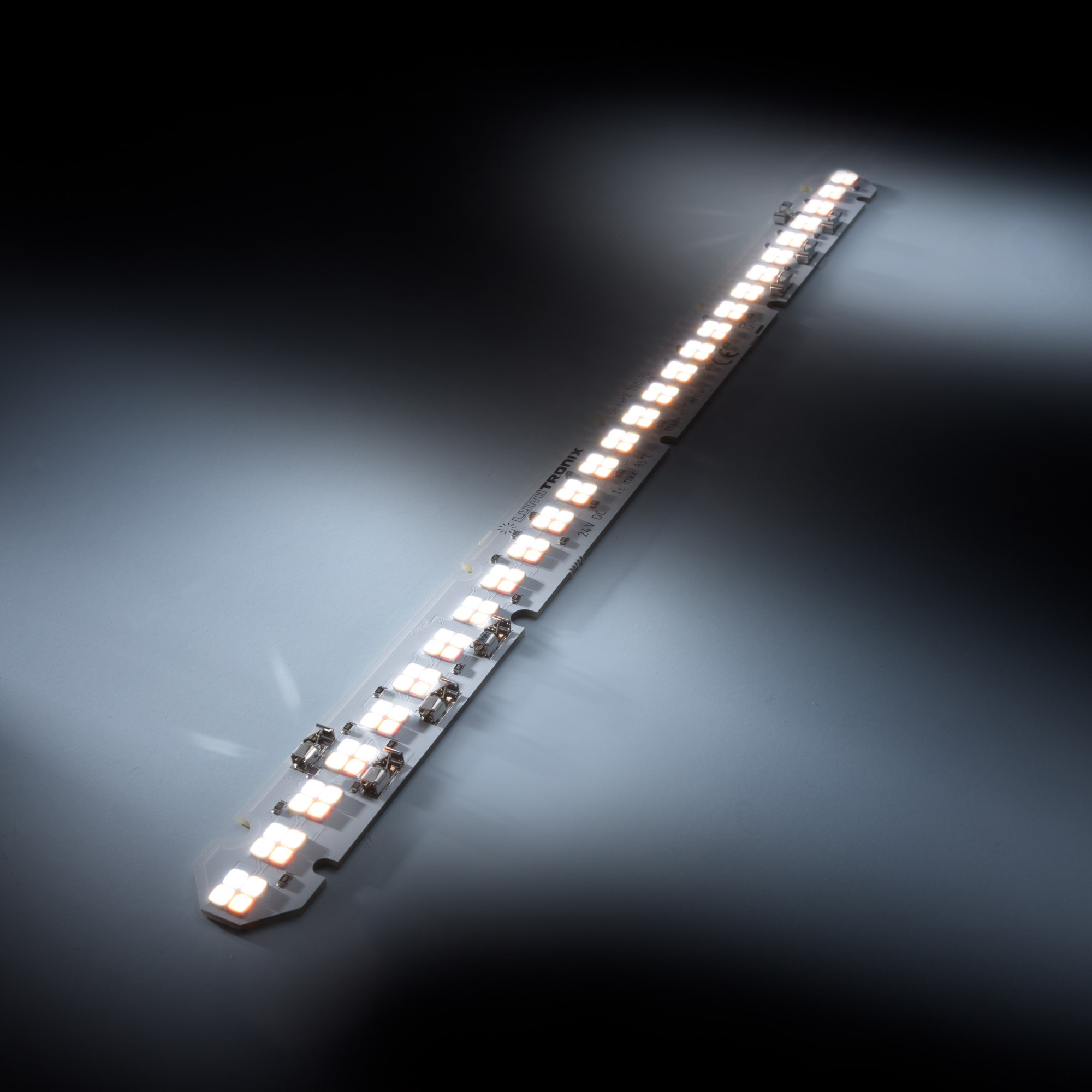LumiBarTW-112-4090+ Nichia H6 Series TW LED Strip Zhaga CRI92 TriGain alb 2000+4000+6500K 1140lm 24V 112 LED-uri 28cm modul 28cm