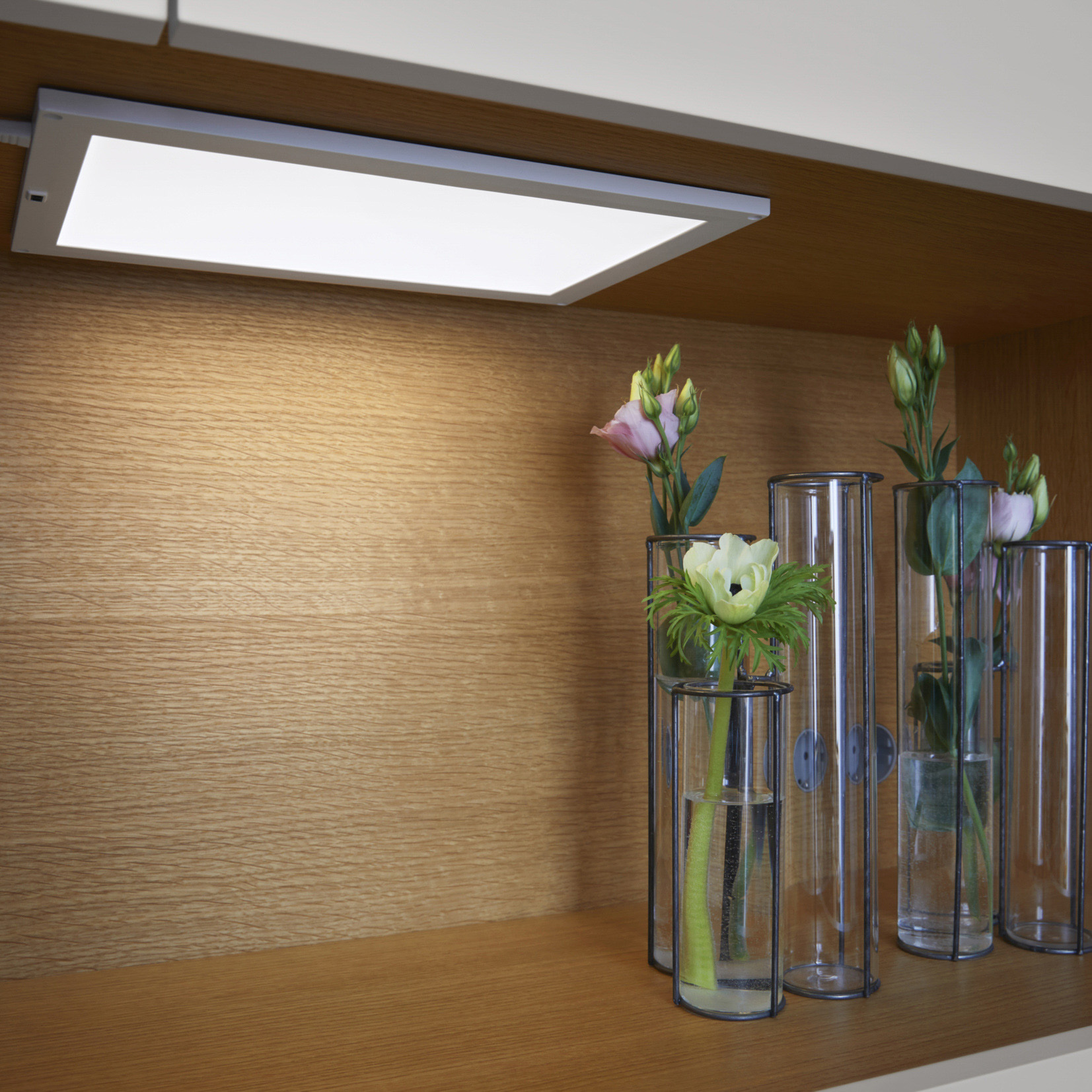 LEDVANCE LED Lumina de raft Panel 30x20 7.5W 450lm 3000K