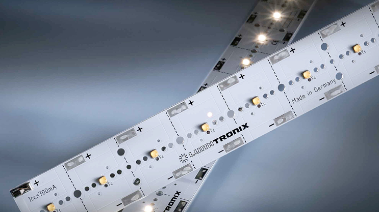  Professional PowerBar LED modules, up to 11.000 lm / m, white, color and UV light